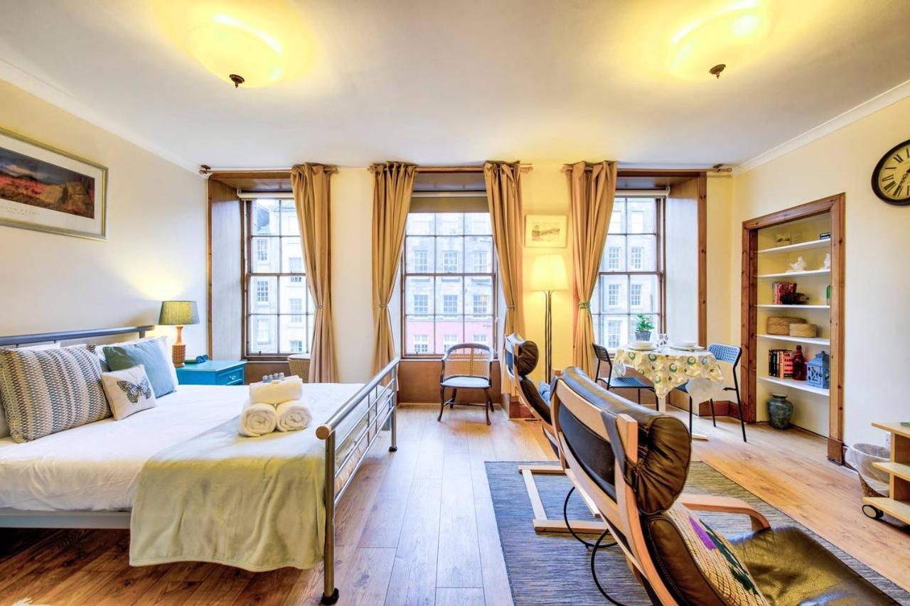 Joivy Royal Mile Apartment In Prime Location 에든버러 외부 사진