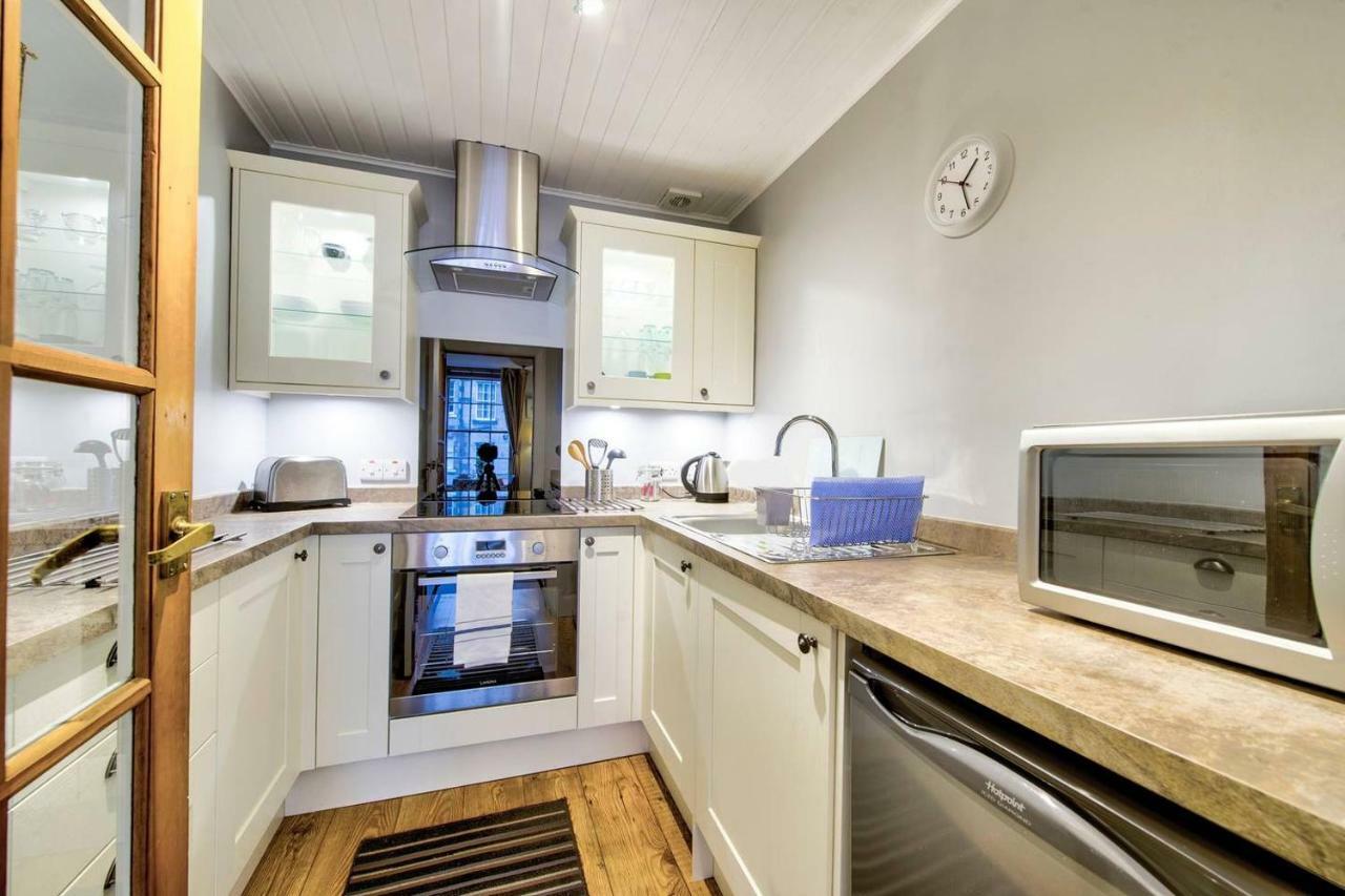 Joivy Royal Mile Apartment In Prime Location 에든버러 외부 사진
