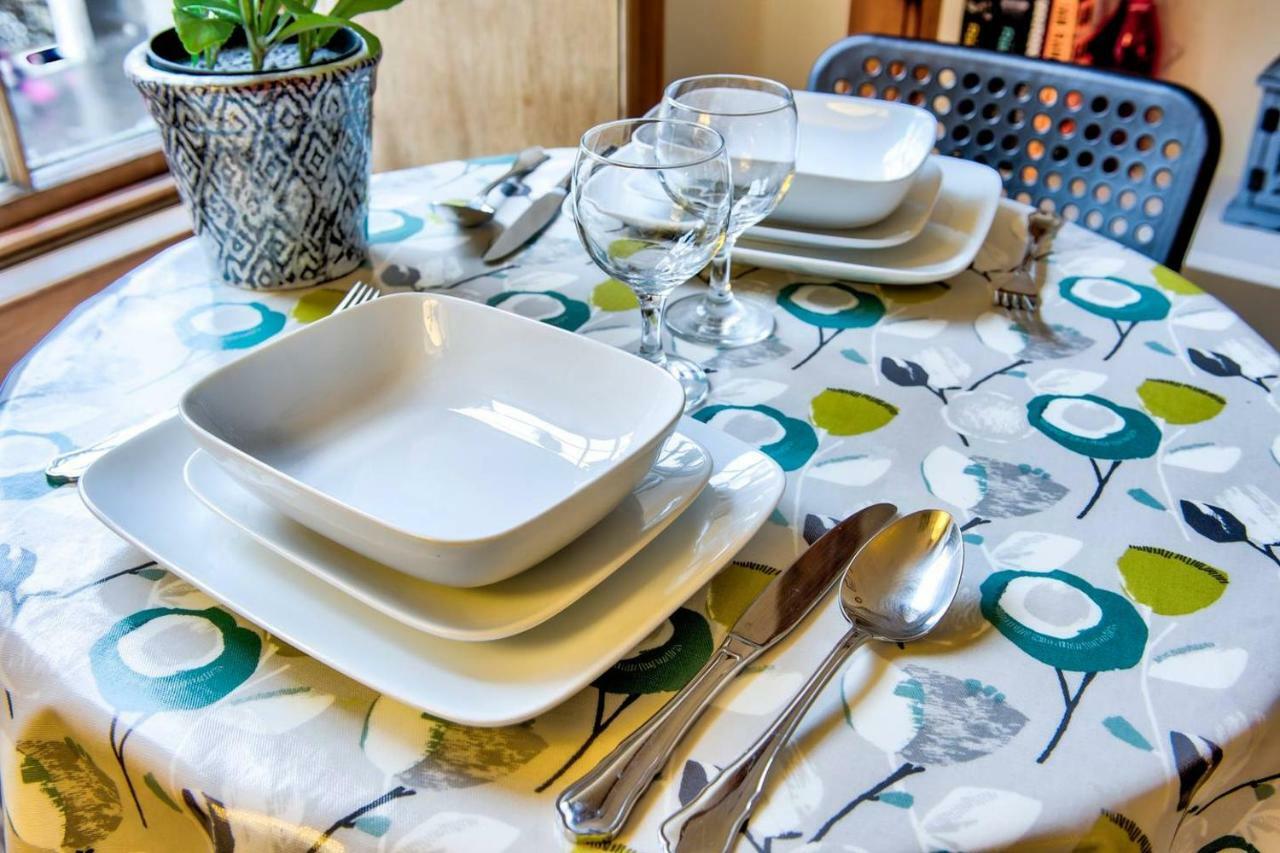Joivy Royal Mile Apartment In Prime Location 에든버러 외부 사진